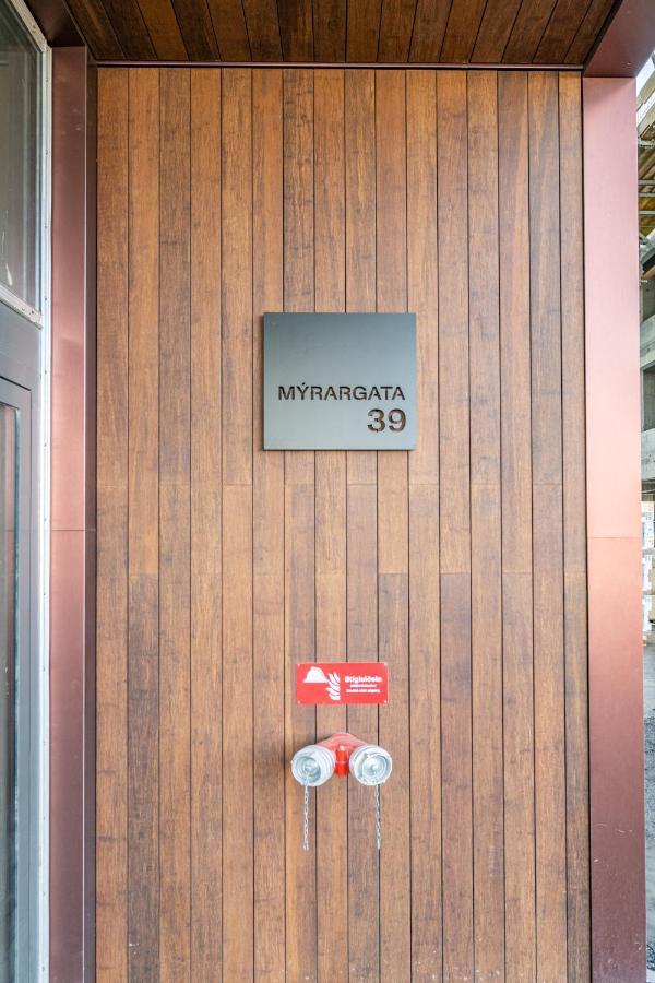 Grandinn Luxury Apartment In Downtown レイキャヴィーク エクステリア 写真